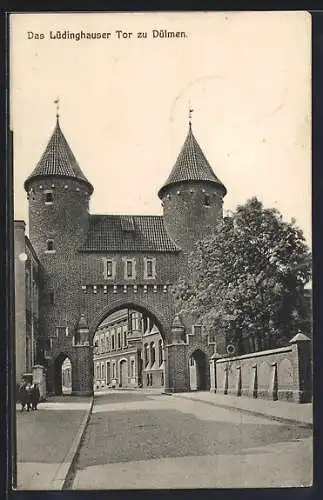 AK Dülmen, Lüdinghauser Tor mit Strassenpartie