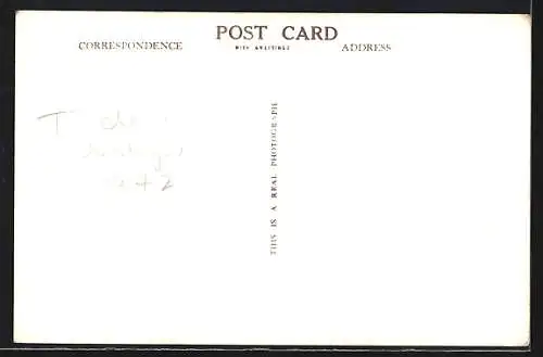 AK Kriegsschiff HMS Tyrian bei stiller See