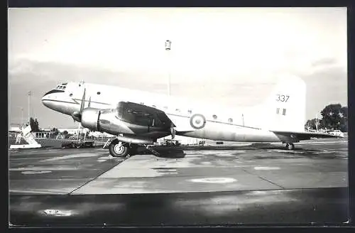 Fotografie Flugzeug Viermotoriger Niederdecker Royal Air Force Far East 337