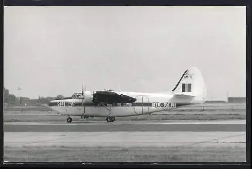 Fotografie Flugzeug Zweimotoriger Hochdecker, Kennung OT-ZAJ
