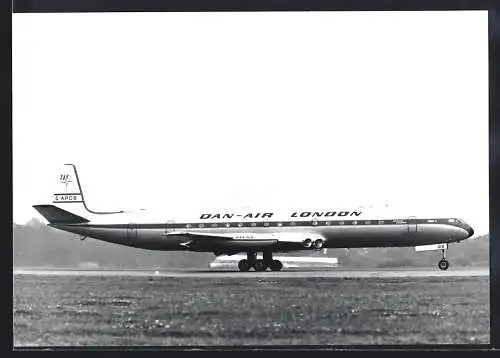 Fotografie Flugzeug De Havilland DH.106 Comet Dan-Air London G-APDB