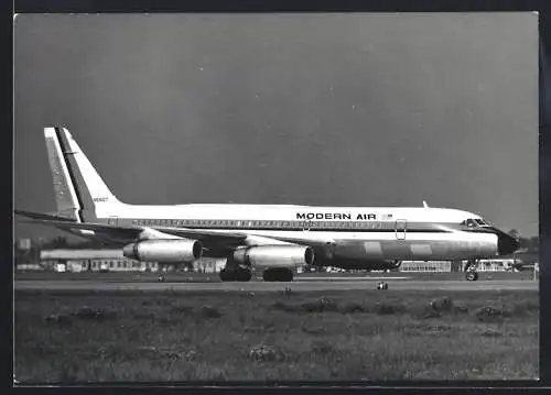 Fotografie Flugzeug Convair CV-990, Modern Air N5607
