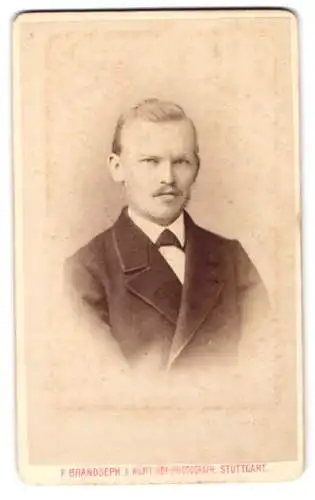 Fotografie F. Brandseph, Stuttgart, Marienstrasse 36, Porträt eines Mannes