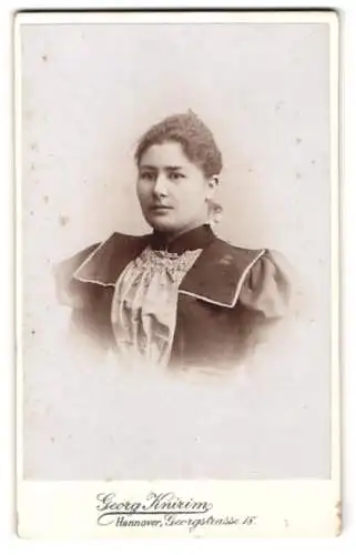 Fotografie Georg Knirim, Hannover, Georgstrasse 18, Porträt einer jungen Frau