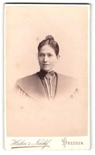 Fotografie Hahn`s Nachf., Dresden, Waisenhaus-Str. 16, Porträt einer Frau