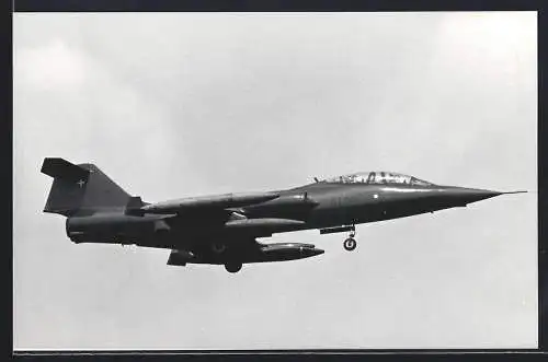 Fotografie Flugzeug Lockheed F-104 Starfighter R-667
