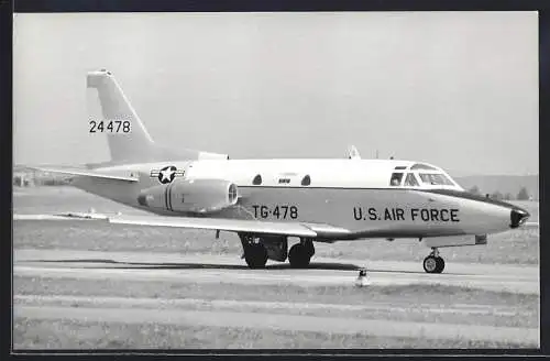Fotografie Flugzeug North American T-39 der USAF TG478