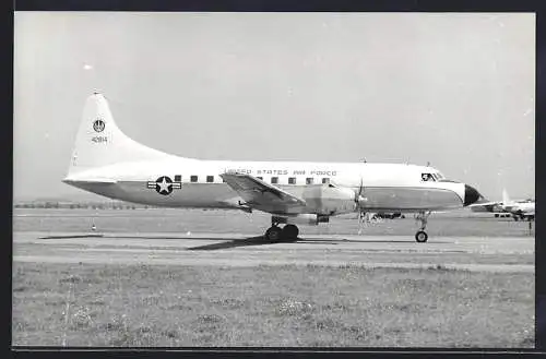 Fotografie Flugzeug Convair CV-240 der USAF Kennung 42814