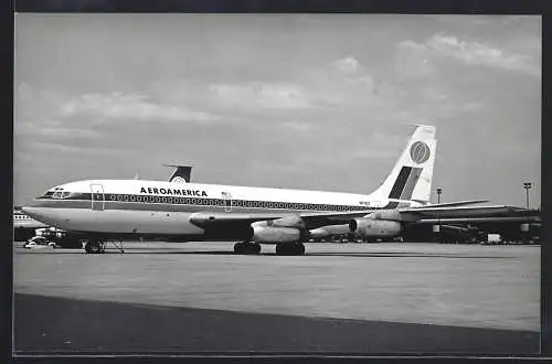 Fotografie Flughafen Berlin-Tegel, Flugzeug Boeing 720 der Aeroamerica N730T