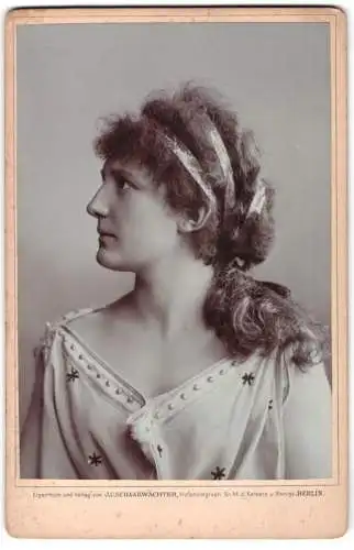Fotografie J.C. Schaarwächter, Berlin, Leipziger Str. 130, Schauspielerin Rosa Poppe im Bühnenkostüm