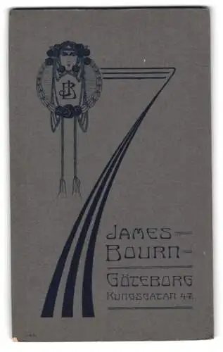 Fotografie James Bourn, Göteborg, Kungsgatan 47, Monogramm des Fotografen mit Frauenkopf im Jugendstil