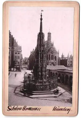Fotografie Gustav Matter, Mannheim, Heidelbergerstrasse, Ansicht Nürnberg, Schöner Brunnen in Nürnberg