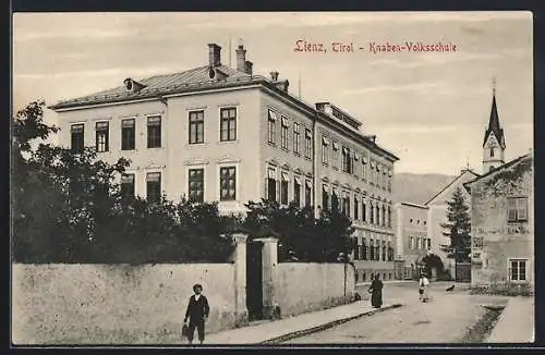 AK Lienz /Tirol, Knaben-Volksschule
