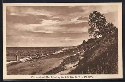 AK Henkenhagen b. Kolberg, Strandpartie mit Segelschiffen