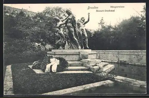 AK Dresden, Bürgerwiese, Mozart-Denkmal mit Kränzen