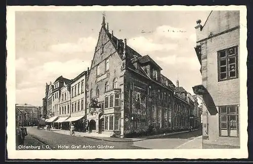 AK Oldenburg i. O., Hotel Graf Anton Günther mit Strassenkreuzung