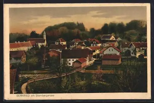 AK Bernried / Starnberger See, Totalansicht mit Strasse u. Kirche aus der Vogelschau