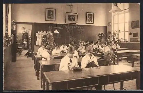 AK St. Nicolas-Waes, Gesticht Berkenboom, Confectiezaal