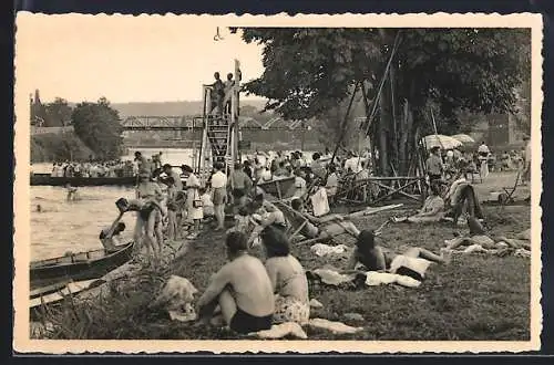 AK Yvoir, L`Ile, ses bains