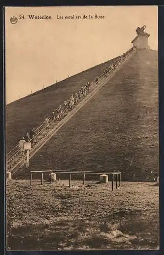 AK Waterloo, Les escaliers de la Butte