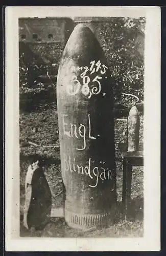 Foto-AK Englischer Blindgänger, Munition