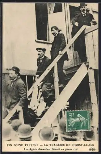 AK Choisy-le-Roi, Festnahme der Bonnot-Bande 1912, Les agents descendent Bonnot en piteux état