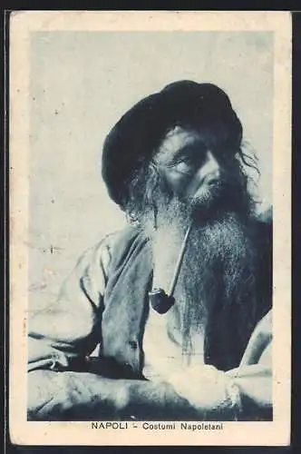 AK Neapel / Napoli, Costumi Napoletani, Alter Mann mit Pfeife