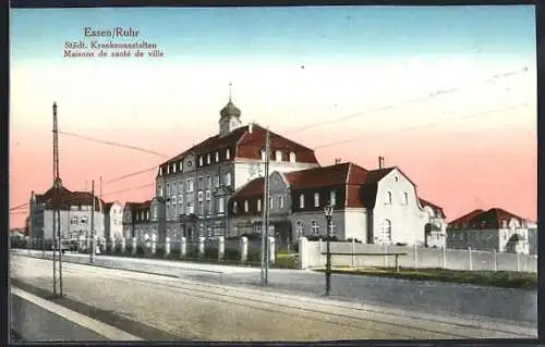 AK Essen / Ruhr, Städt. Krankenanstalten mit Strassenpartie