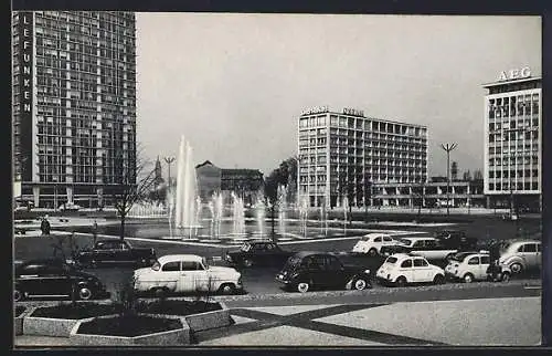 AK Berlin-Charlottenburg, Autos am Ernst-Reuter-Platz