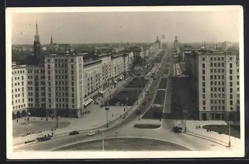 Foto-AK Berlin, Stalinallee aus der Vogelschau