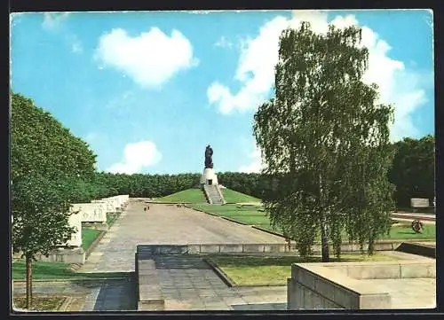 AK Berlin-Treptow, Sowjetisches Ehrenmal