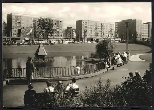 AK Leipzig, Georgiring, Gebäudepanorama mit Schwanenteich-Anlage