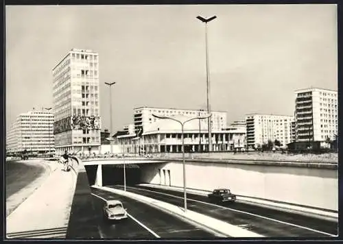 AK Berlin-Mitte, Blick auf den neuen Autotunnel, Panorama mit Haus des Lehrers