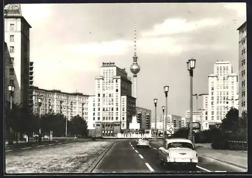AK Berlin, Strausberger Platz mit Fernseh- und UKW-Turm, Panorama