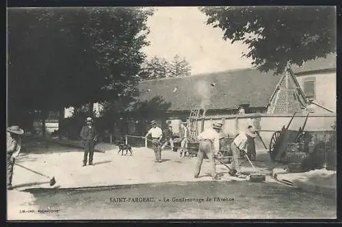 AK Saint-Fargeau, Le Goudronnage de l`Avenue
