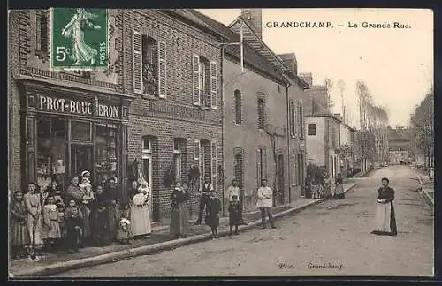 AK Grandchamp, La Grande-Rue