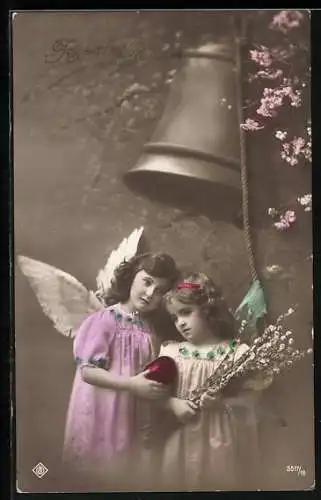 AK Zwei Osterengel mit Osterei und Glocke, Joyeux Pacques