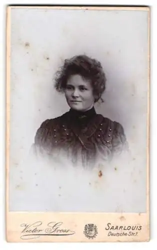 Fotografie Victor Gross, Saarlouis, Deutsche Str. 1, Porträt einer jungen Frau