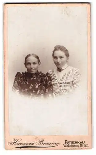 Fotografie Hermann Brauner, Patschkau, Wallstrasse 123, Zwei Damen im Porträt