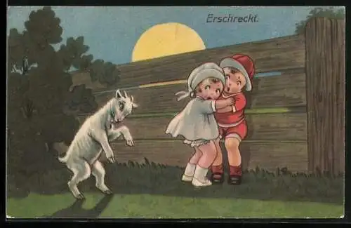 AK Kleines Paar wird von einem kleinen Ziegenbock erschreckt, Vollmond