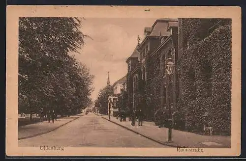 AK Oldenburg / O., Roonstrasse mit Passanten