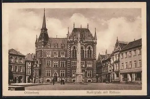AK Oldenburg / O., Marktplatz mit Rathaus und Denkmal