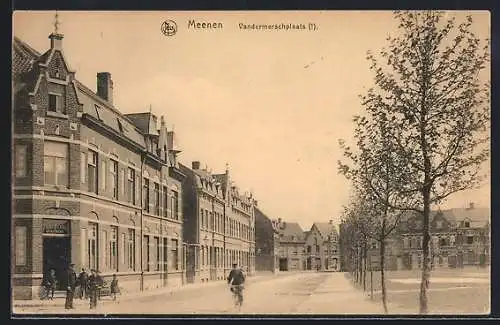 AK Meenen, Vandermerschlaats, Strassenpartie mit Transvaal-Logement, Soldat fährt Rad