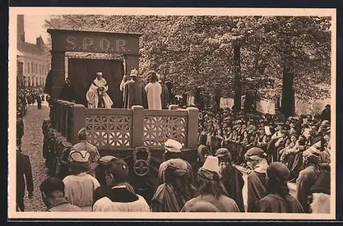 AK Brugge, Processie van het H. Bloed, Jezus door Pilatus ondervraagt op het Tribunaal