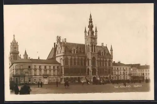 AK Sint-Niklaas, Stadhuis