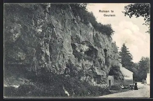AK Geulem, Rotsen