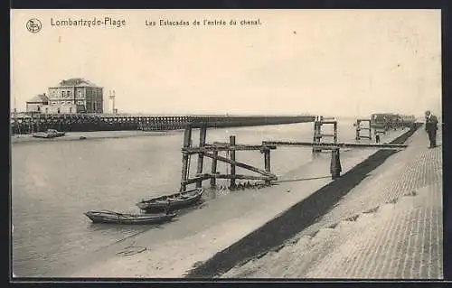 AK Lombartzyde-Plage, Les Estacades de l`entrée du chenal