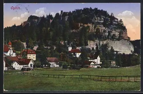 AK Oybin, Ortsansicht mit Berg