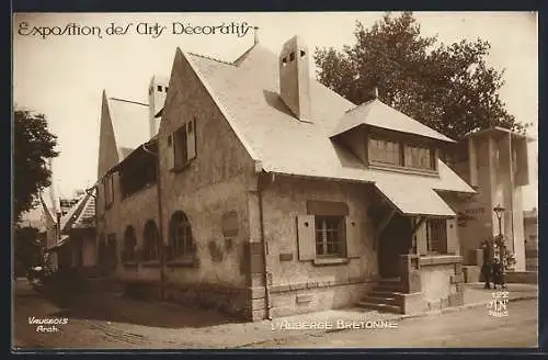 AK Paris, Exposition des Arts décoratifs 1925, L` Auberge Bretonne