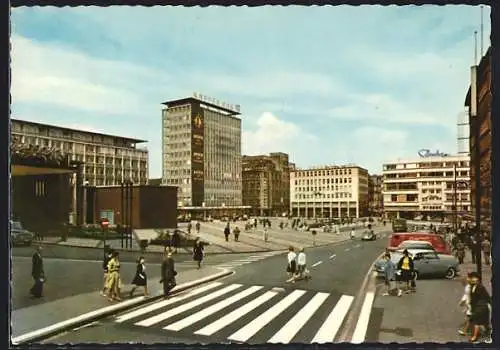 AK Essen, Kennedy-Platz mit Kaffee Hag-Hochhaus